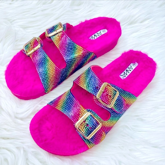 NEW IN BOX PINK FUR RHINESTONE EMBELLISHED DOUBLE BUCKLE SANDALS - Picture 3 of 4